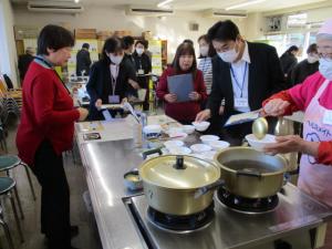 試食審査の様子