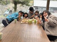 ホット平山特製ピザを楽しみました。