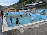 プール