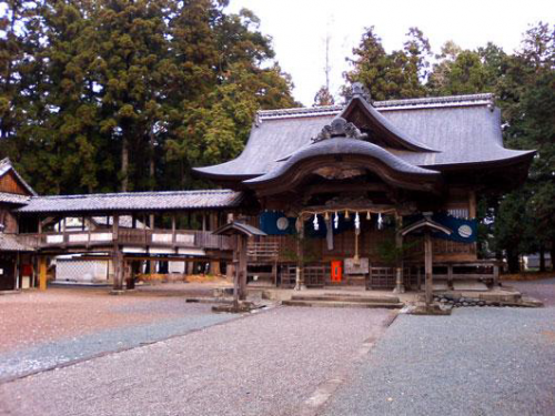 大川上美良布神社